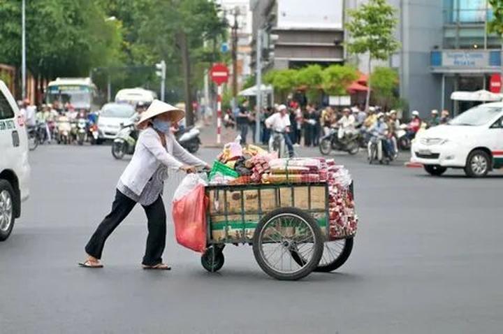Từ 5 kiểu áo dễ