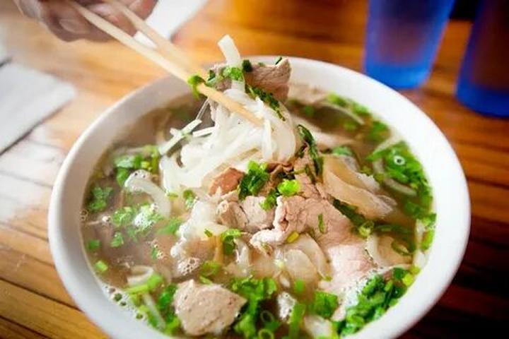 Kích thước to bất thường: Tôm nuôi theo phương pháp tự nhiên sẽ có kích thước không