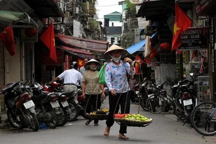 Hotspot Matrix: Biến 4 kiểu áo không thể thiếu thành cơ hội marketing đột phá